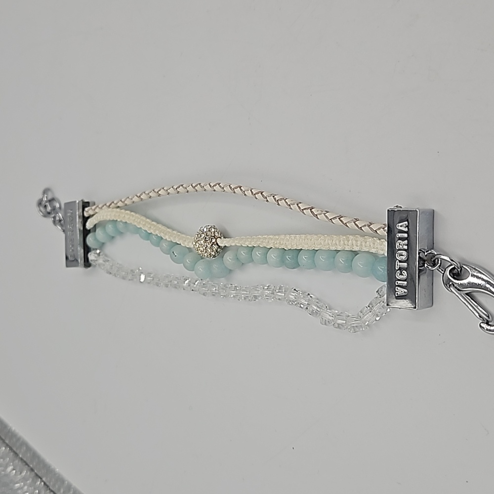 Victoria Emerson Bracelet - Picture 3 of 4